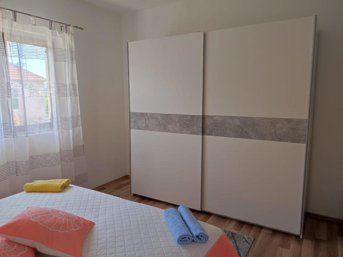 Apartment Mali Duje Puticanje Exteriör bild